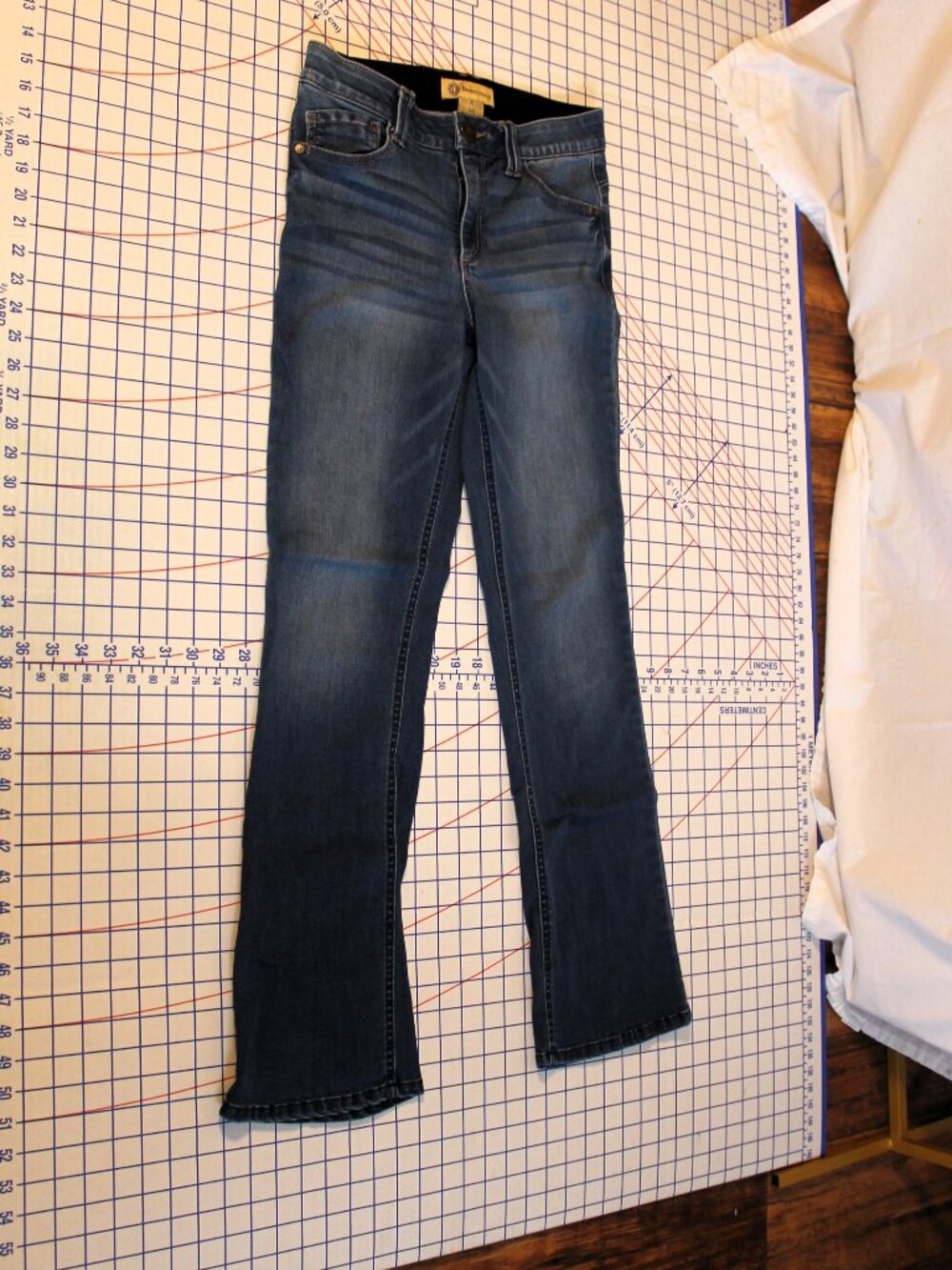 Democracy Ab Technology Boot Cut Jeans Mid Rise Long Legs 6